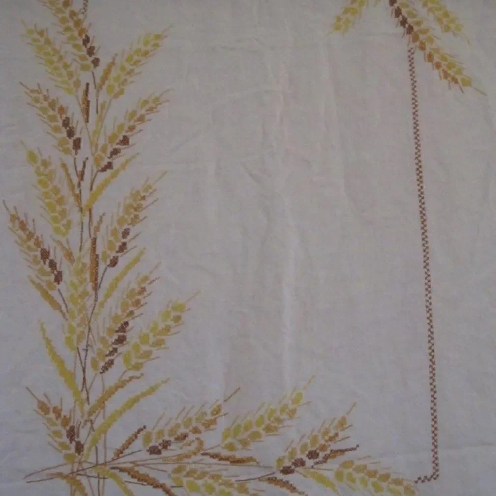 Tablecloth linen embroidery criss cross oats vtg
